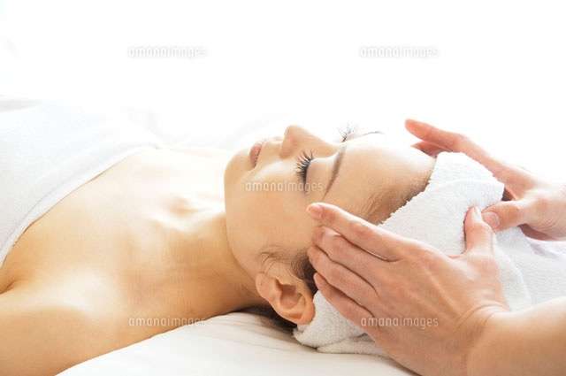 極上アロマトリートメント 60分+小顔リンパ・ドライヘッドスパ 30分